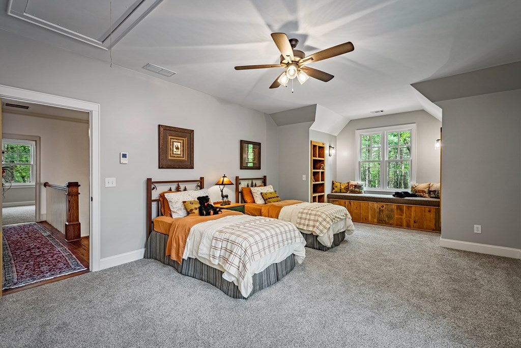 Ellijay, Georgia, 30536, United States, 4 Bedrooms Bedrooms, ,4 BathroomsBathrooms,Residential,Active,1800168