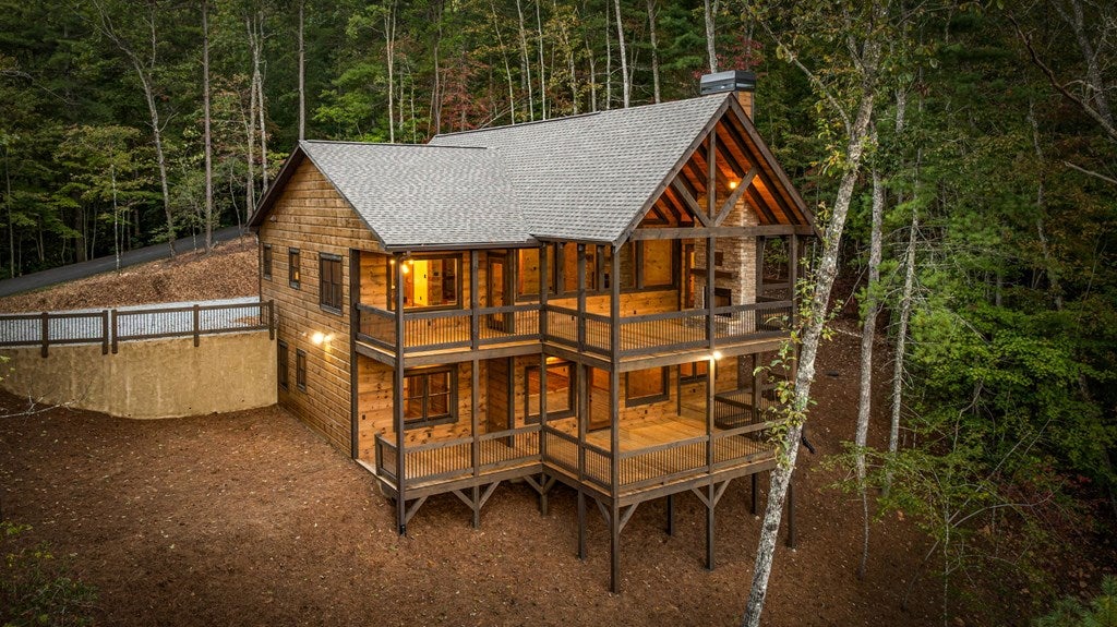 Blue Ridge, Georgia, 30513, United States, 4 Bedrooms Bedrooms, ,4 BathroomsBathrooms,Residential,Active,1941116