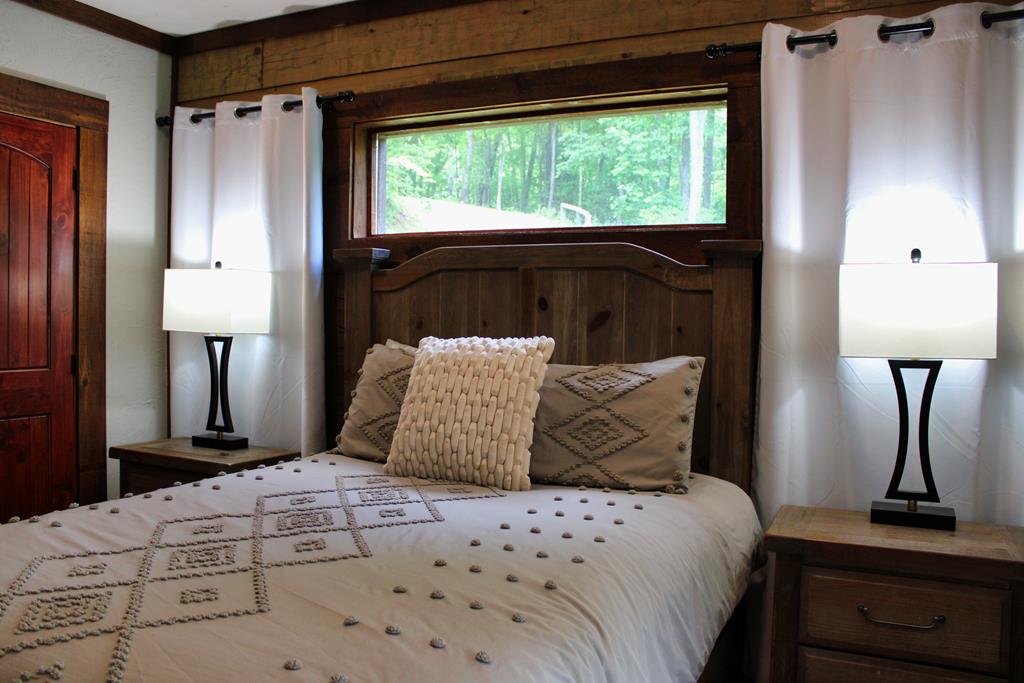 Blue Ridge, Georgia, 30513, United States, 3 Bedrooms Bedrooms, ,3 BathroomsBathrooms,Residential,Active,1849502
