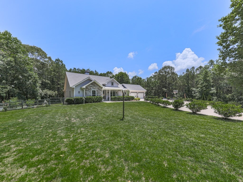 Ellijay, Georgia, 30540, United States, 4 Bedrooms Bedrooms, ,5 BathroomsBathrooms,Residential,Active,1952037