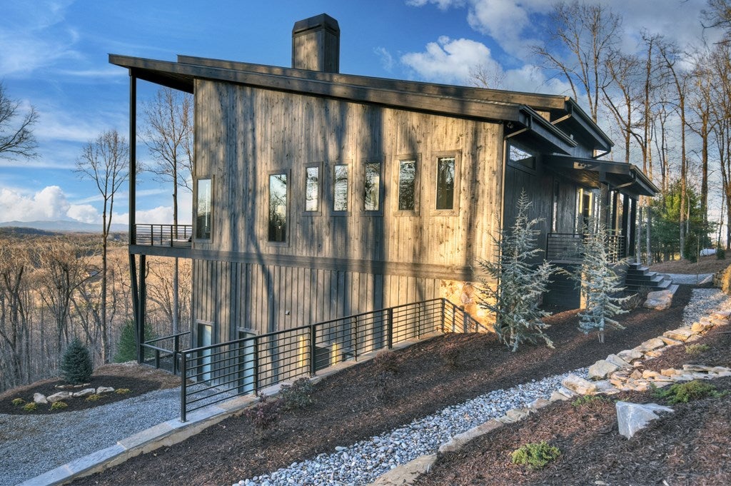 Blue Ridge, Georgia, 30513, United States, 5 Bedrooms Bedrooms, ,6 BathroomsBathrooms,Residential,Active,2017447