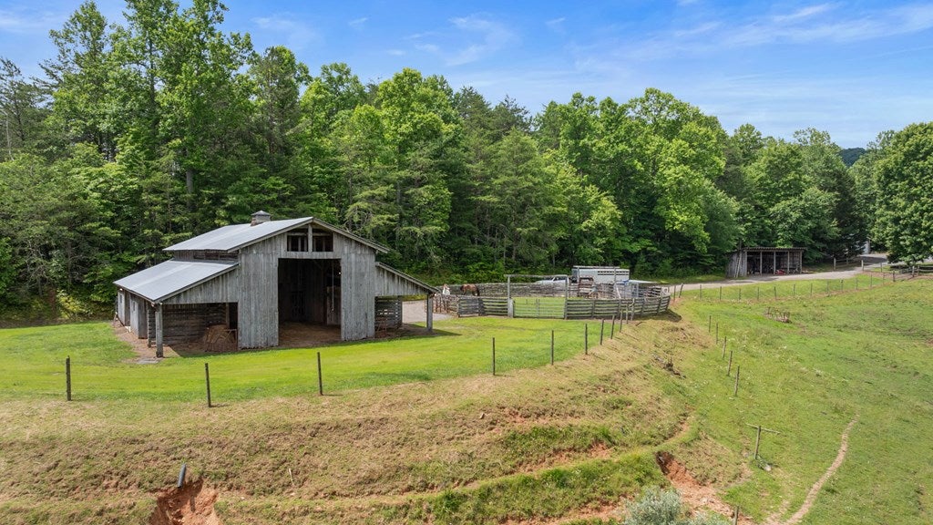 Warne, North Carolina, 28909, United States, 3 Bedrooms Bedrooms, ,3 BathroomsBathrooms,Residential,Active,1859363