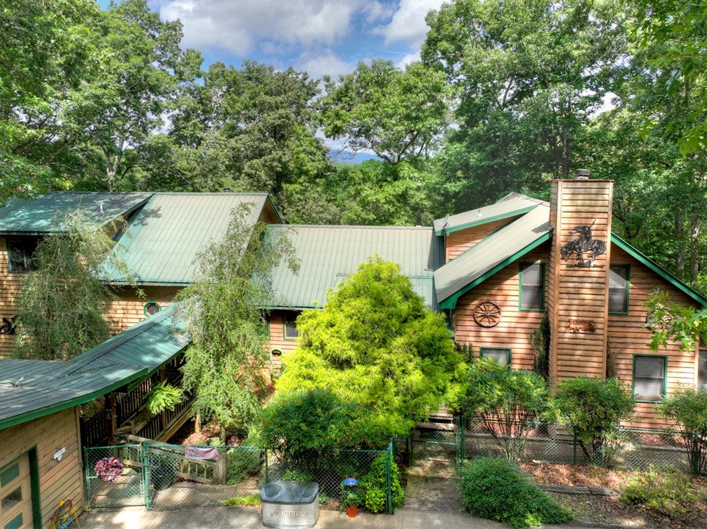 Mineral Bluff, Georgia, 30559, United States, 4 Bedrooms Bedrooms, ,3 BathroomsBathrooms,Residential,Active,1899865