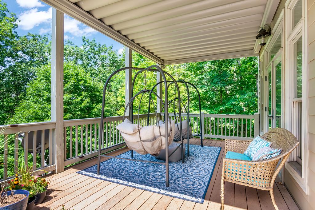 Ellijay, Georgia, 30536, United States, 6 Bedrooms Bedrooms, ,7 BathroomsBathrooms,Residential,Active,1790226