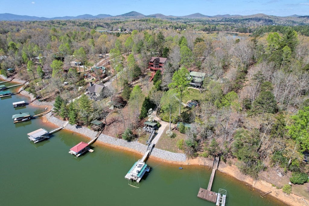 Blairsville, Georgia, 30512, United States, 3 Bedrooms Bedrooms, ,6 BathroomsBathrooms,Residential,Active,1920218