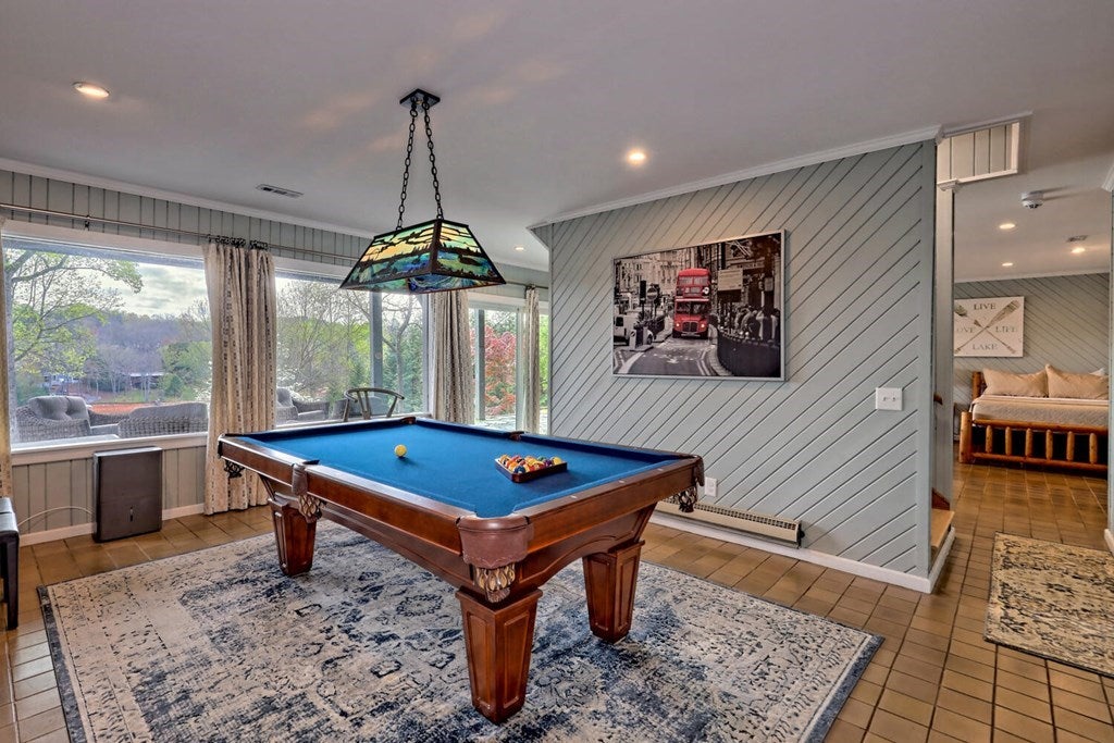 Blairsville, Georgia, 30512, United States, 3 Bedrooms Bedrooms, ,6 BathroomsBathrooms,Residential,Active,1920218