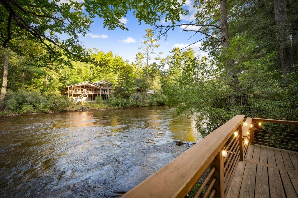 Blue Ridge, Georgia, 30513, United States, 4 Bedrooms Bedrooms, ,3 BathroomsBathrooms,Residential,Active,1945235