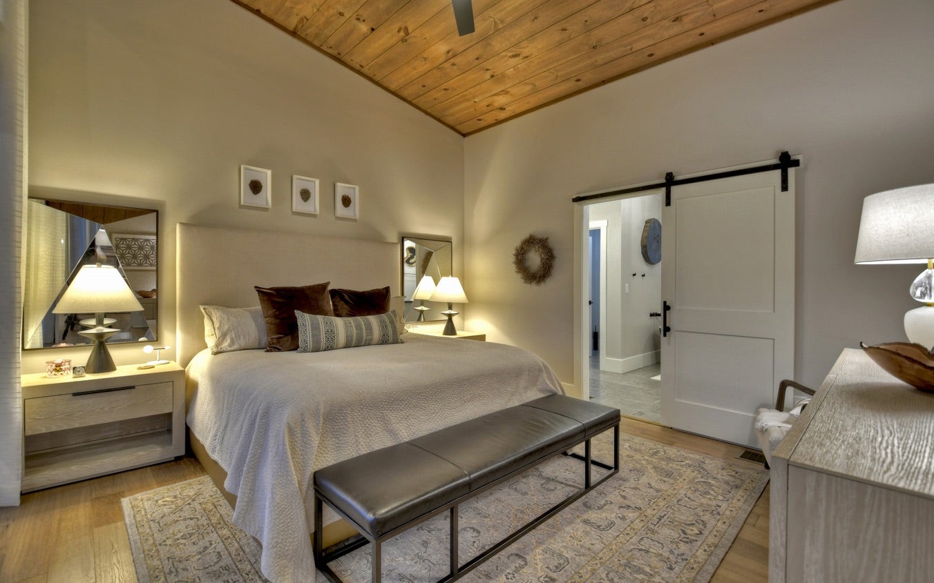 Morganton, Georgia, 30560, United States, 3 Bedrooms Bedrooms, ,4 BathroomsBathrooms,Residential,Active,2007013