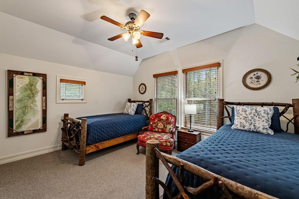 Ellijay, Georgia, 30540, United States, 4 Bedrooms Bedrooms, ,3 BathroomsBathrooms,Residential,Active,1968430