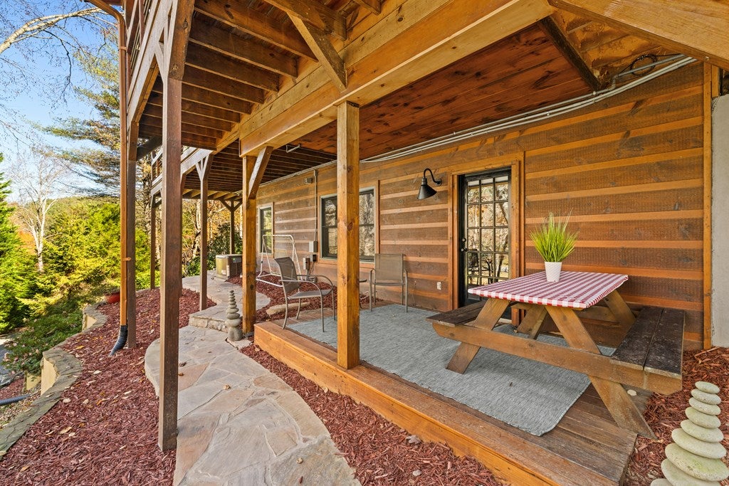 Blue Ridge, Georgia, 30513, United States, 4 Bedrooms Bedrooms, ,4 BathroomsBathrooms,Residential,Active,1990018