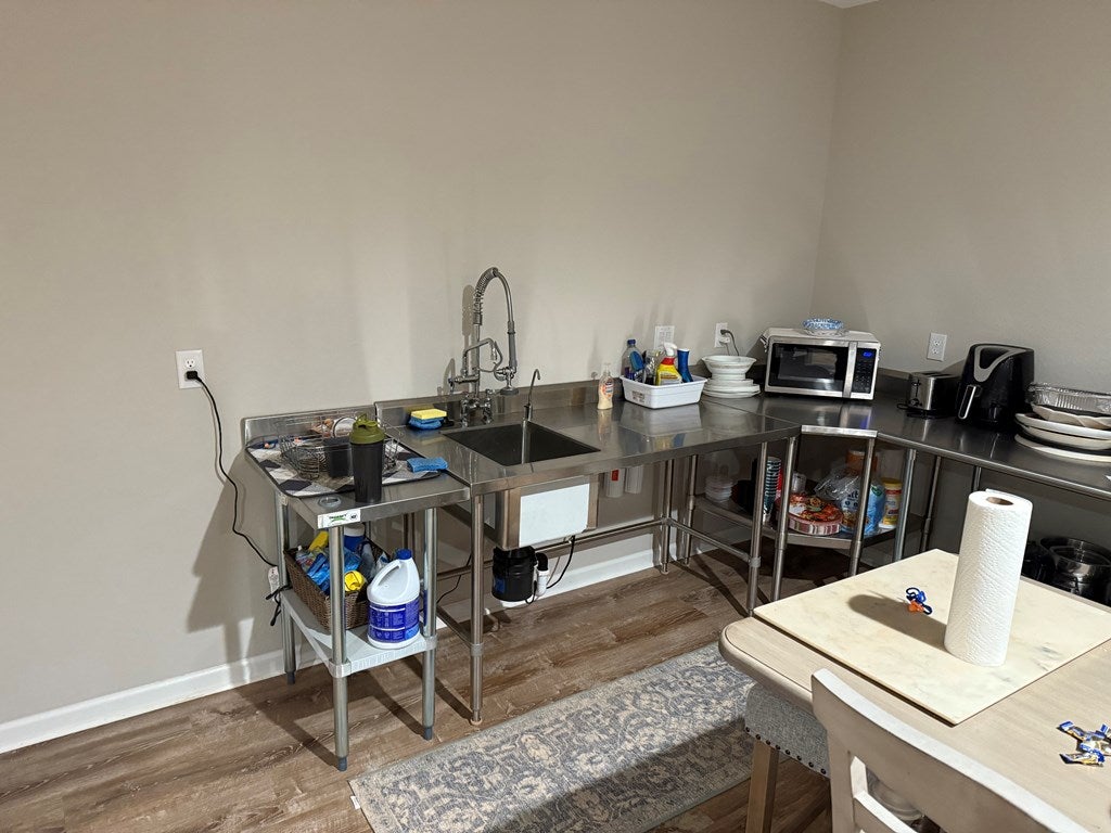 Murphy, North Carolina, 28906, United States, 1 Bedroom Bedrooms, ,1 BathroomBathrooms,Residential,Active,1780447