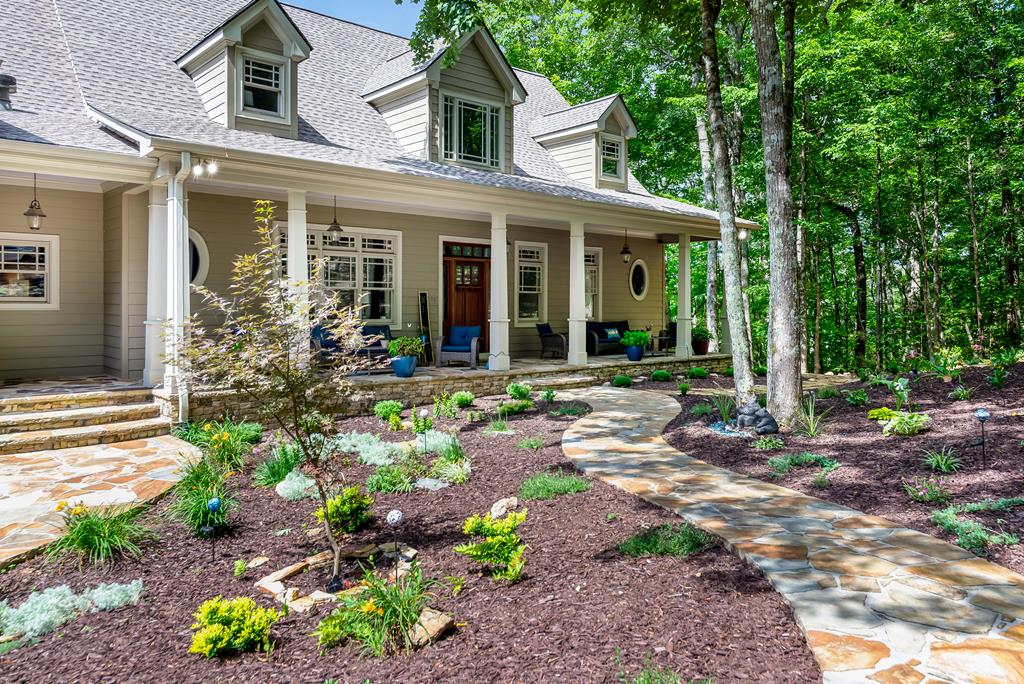 Ellijay, Georgia, 30536, United States, 6 Bedrooms Bedrooms, ,7 BathroomsBathrooms,Residential,Active,1790226