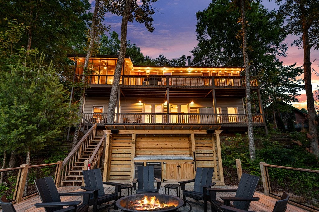 Morganton, Georgia, 30560, United States, 4 Bedrooms Bedrooms, ,3 BathroomsBathrooms,Residential,Pending,1858671