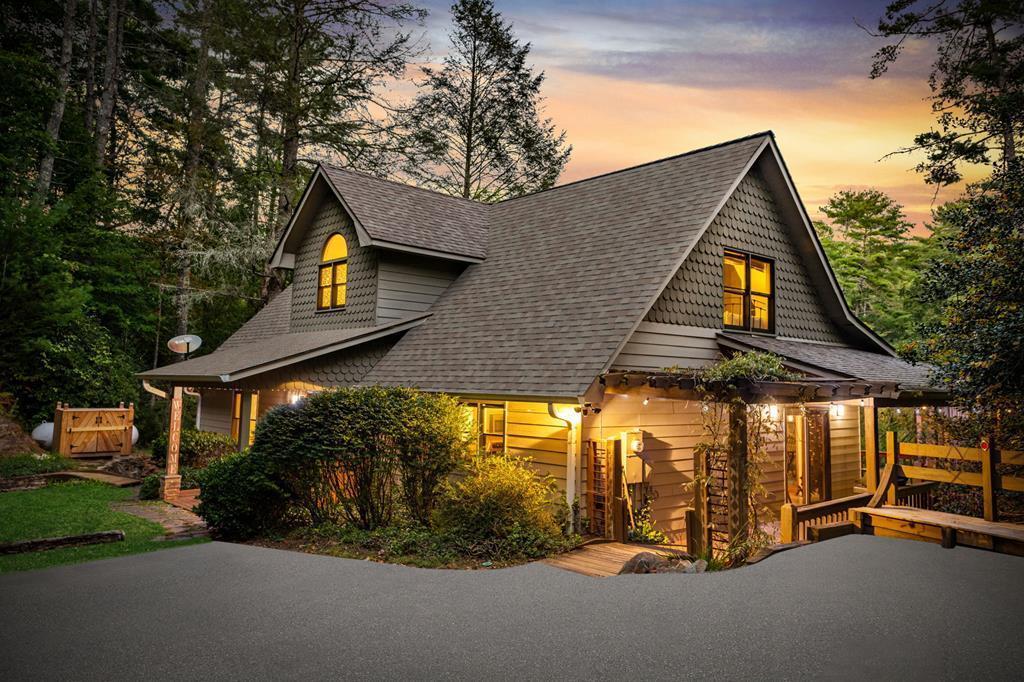 Blue Ridge, Georgia, 30513, United States, 4 Bedrooms Bedrooms, ,3 BathroomsBathrooms,Residential,Active,1945235