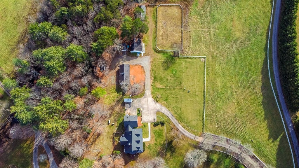 Blairsville, Georgia, 30512, United States, 5 Bedrooms Bedrooms, ,4 BathroomsBathrooms,Residential,Active,1741628