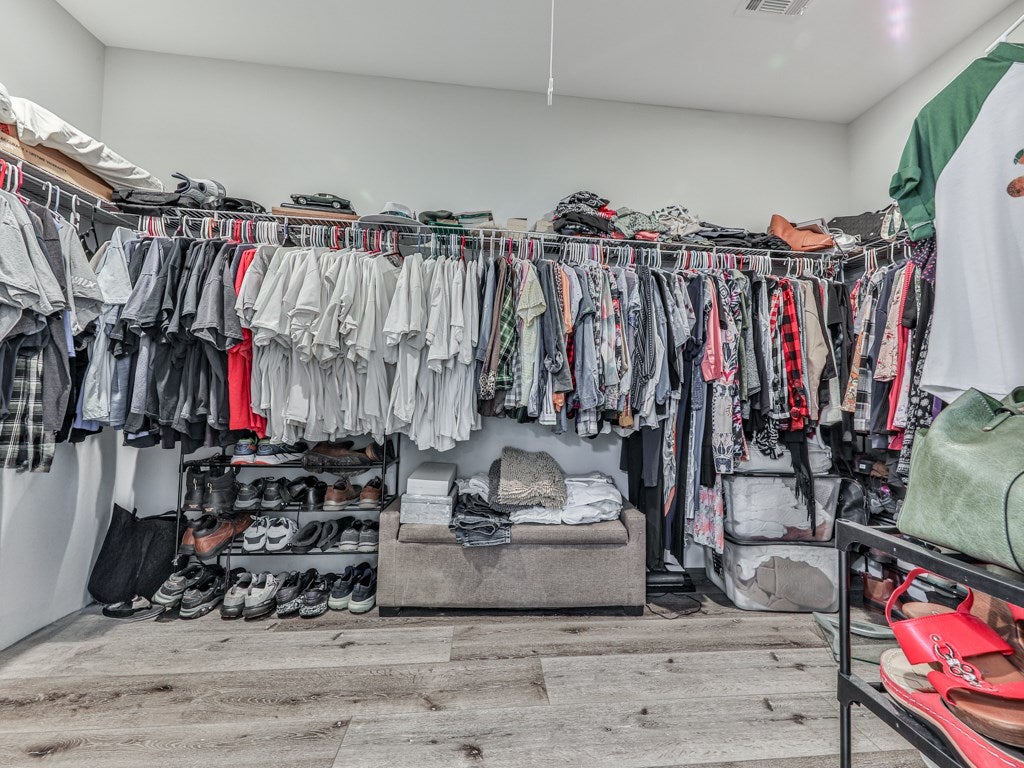 Ellijay, Georgia, 30540, United States, 4 Bedrooms Bedrooms, ,5 BathroomsBathrooms,Residential,Active,1952037