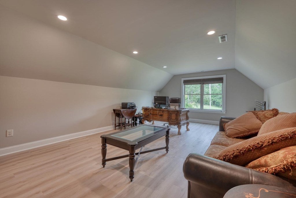 Blairsville, Georgia, 30512, United States, 4 Bedrooms Bedrooms, ,4 BathroomsBathrooms,Residential,Active,1850663