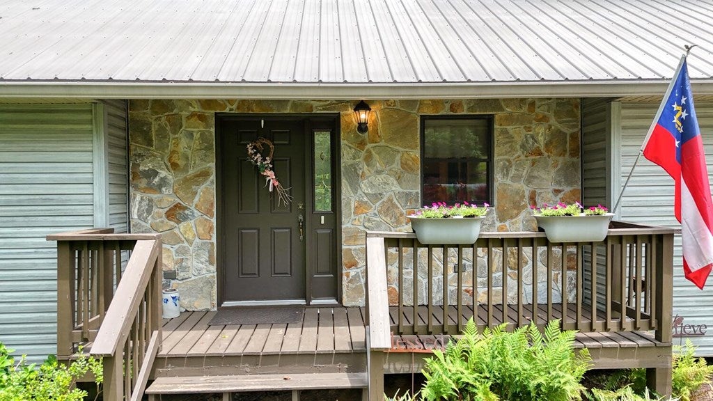 Blairsville, Georgia, 30512, United States, 3 Bedrooms Bedrooms, ,3 BathroomsBathrooms,Residential,Active,1877859