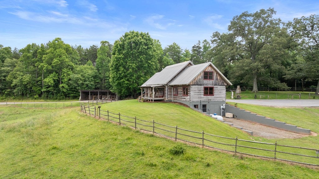 Warne, North Carolina, 28909, United States, 3 Bedrooms Bedrooms, ,3 BathroomsBathrooms,Residential,Active,1859363