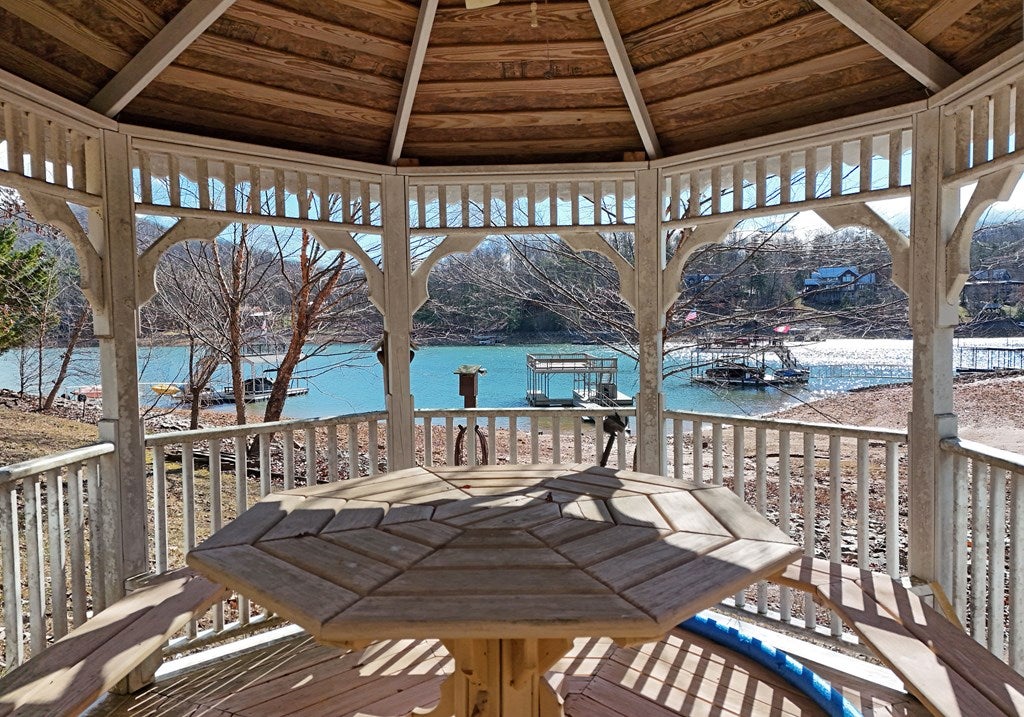 Blairsville, Georgia, 30512, United States, 3 Bedrooms Bedrooms, ,3 BathroomsBathrooms,Residential,Active,2009171