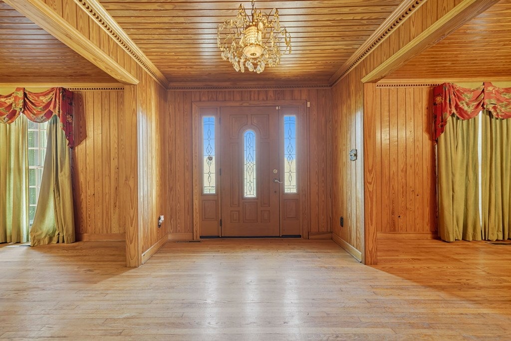 Ellijay, Georgia, 30540, United States, 4 Bedrooms Bedrooms, ,4 BathroomsBathrooms,Residential,Active,1954327