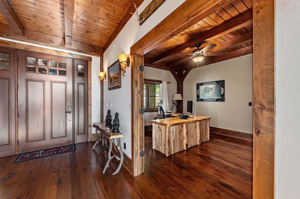 Ellijay, Georgia, 30536, United States, 5 Bedrooms Bedrooms, ,5 BathroomsBathrooms,Residential,Active,1973280