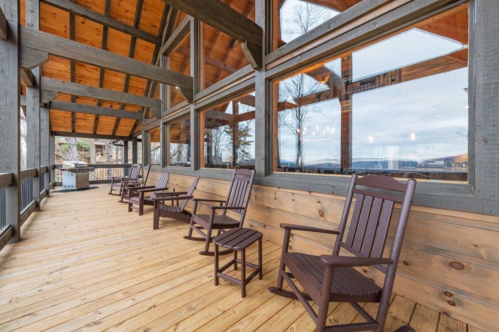 Blue Ridge, Georgia, 30513, United States, 4 Bedrooms Bedrooms, ,4 BathroomsBathrooms,Residential,Active,1965858