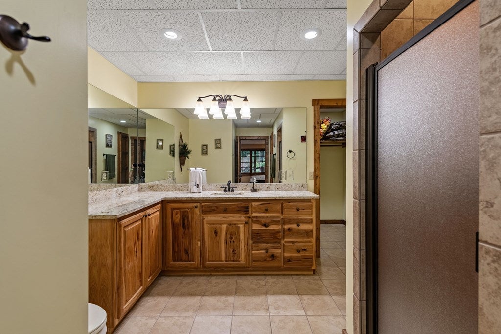 Brasstown, North Carolina, 28902, United States, 4 Bedrooms Bedrooms, ,5 BathroomsBathrooms,Residential,Active,1810516