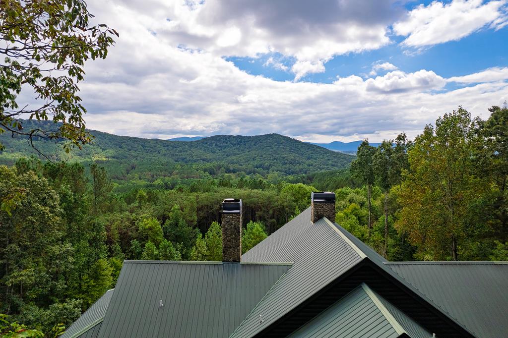 Ellijay, Georgia, 30536, United States, 6 Bedrooms Bedrooms, ,5 BathroomsBathrooms,Residential,Active,1929800