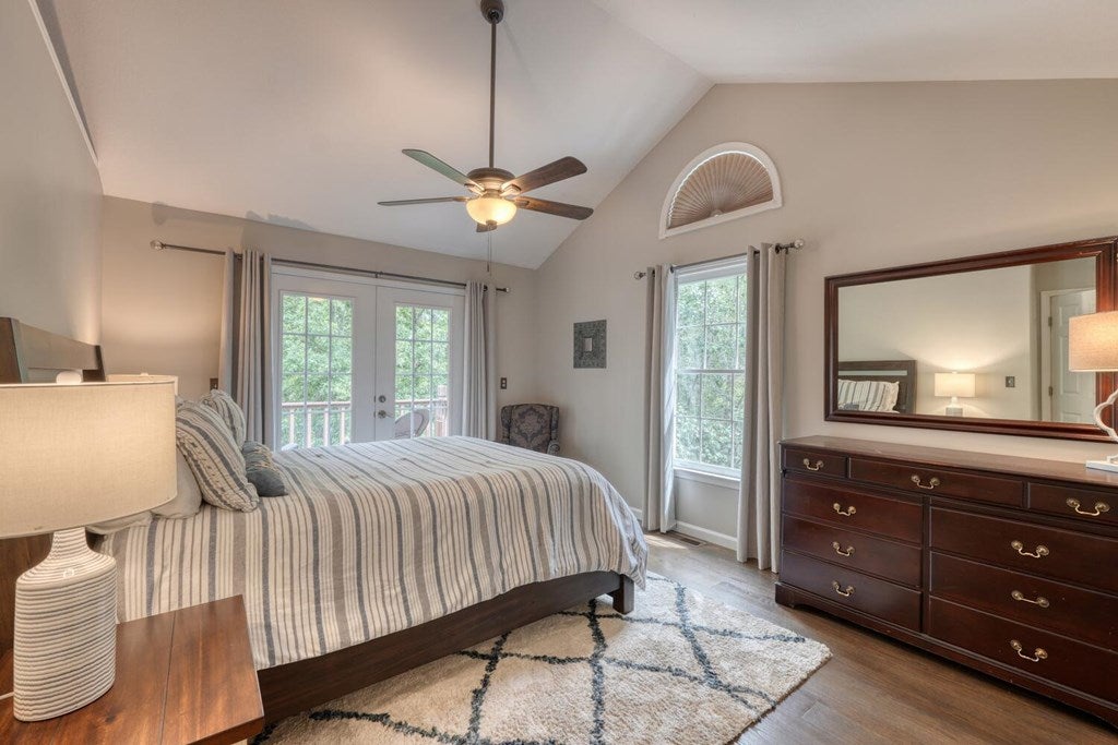 Blairsville, Georgia, 30512, United States, 4 Bedrooms Bedrooms, ,4 BathroomsBathrooms,Residential,Active,1920254