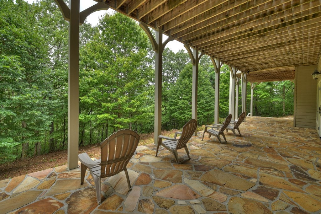 Ellijay, Georgia, 30536, United States, 6 Bedrooms Bedrooms, ,7 BathroomsBathrooms,Residential,Active,1790226