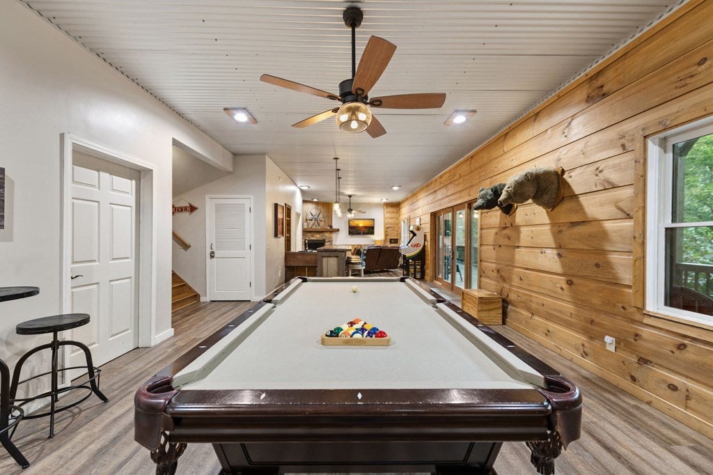 Blue Ridge, Georgia, 30513, United States, 4 Bedrooms Bedrooms, ,3 BathroomsBathrooms,Residential,Active,1945235