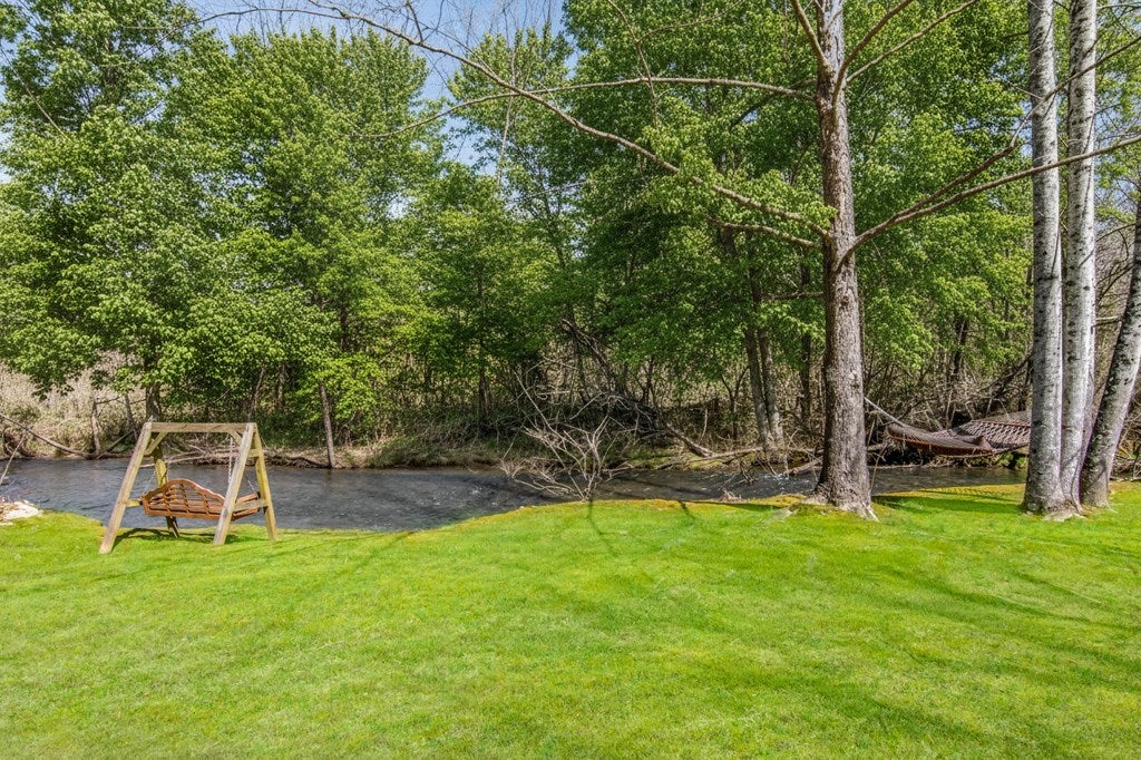 Ellijay, Georgia, 30540, United States, 4 Bedrooms Bedrooms, ,3 BathroomsBathrooms,Residential,Active,1968430