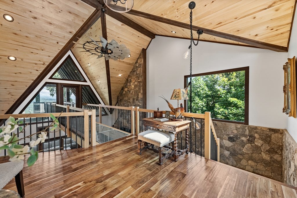 Blue Ridge, Georgia, 30513, United States, 4 Bedrooms Bedrooms, ,5 BathroomsBathrooms,Residential,Active,1904743