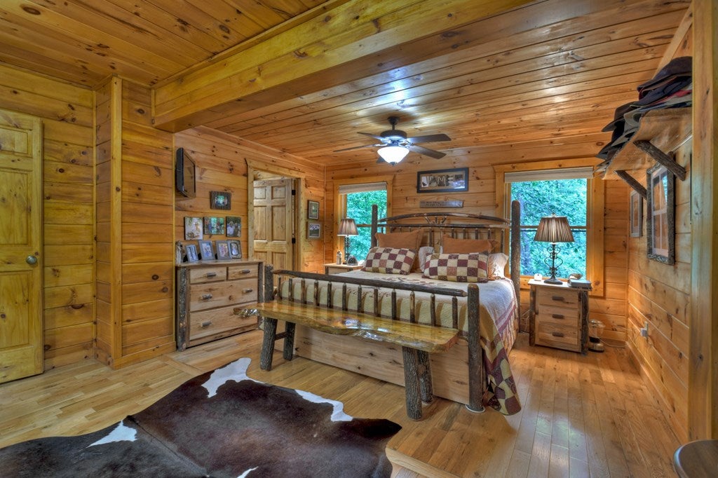 Morganton, Georgia, 30560, United States, 4 Bedrooms Bedrooms, ,6 BathroomsBathrooms,Residential,Active,1944072