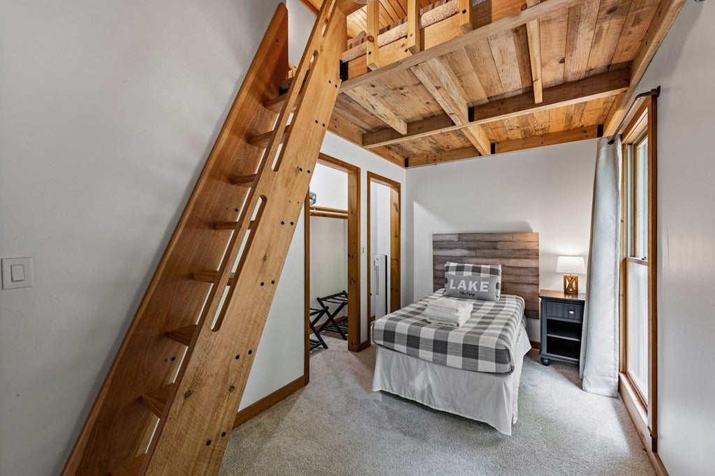 Morganton, Georgia, 30560, United States, 4 Bedrooms Bedrooms, ,3 BathroomsBathrooms,Residential,Pending,1858671