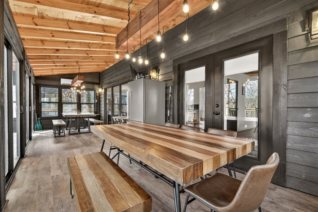 Blue Ridge, Georgia, 30513, United States, 3 Bedrooms Bedrooms, ,3 BathroomsBathrooms,Residential,Active,2029742