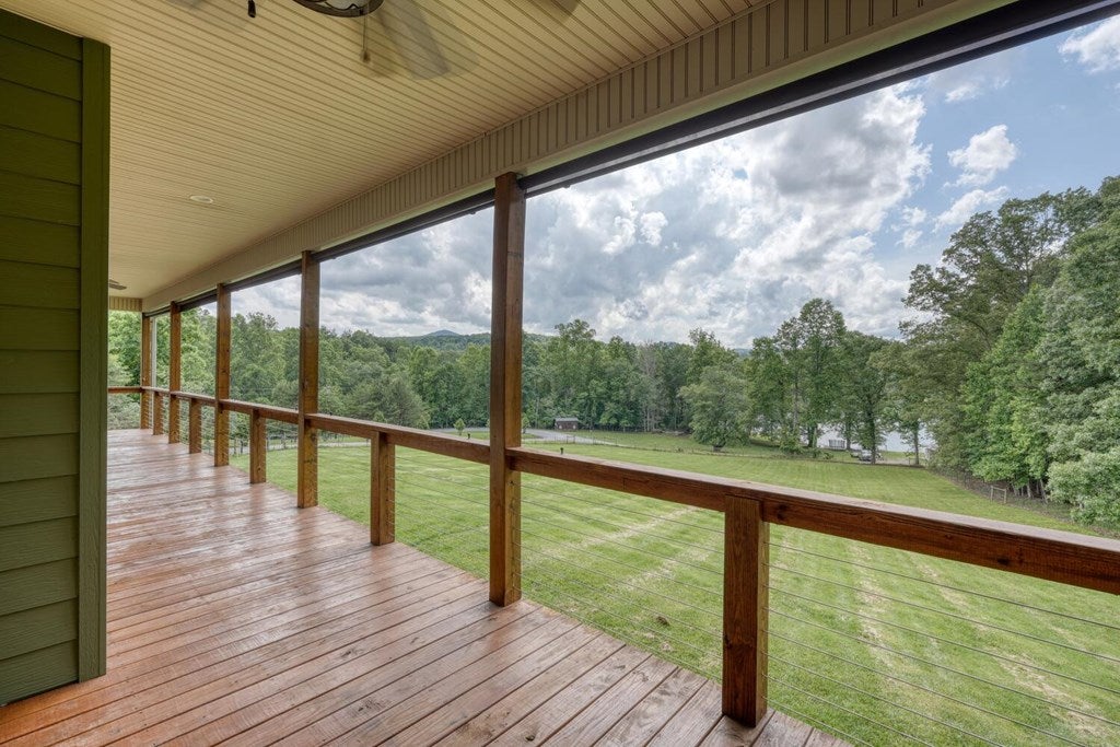 Blairsville, Georgia, 30512, United States, 4 Bedrooms Bedrooms, ,4 BathroomsBathrooms,Residential,Active,1850663