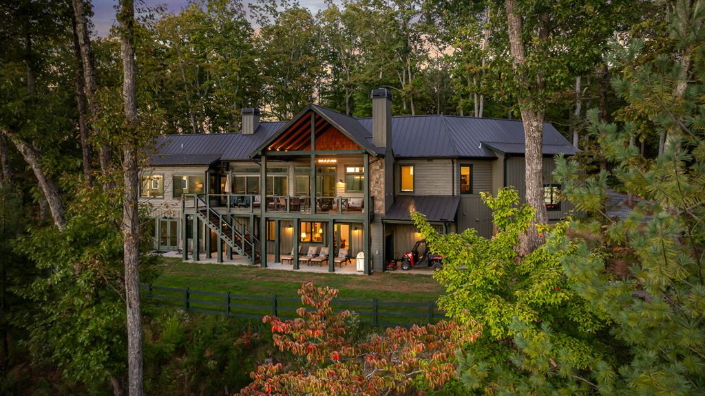 Ellijay, Georgia, 30536, United States, 3 Bedrooms Bedrooms, ,4 BathroomsBathrooms,Residential,Active,1968120