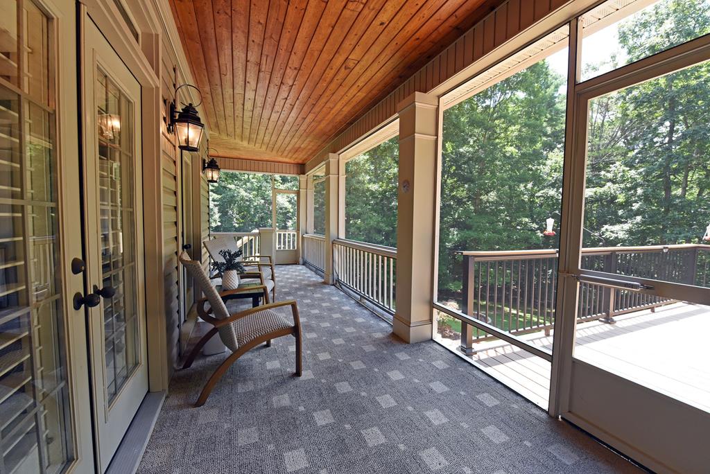 Blairsville, Georgia, 30512, United States, 5 Bedrooms Bedrooms, ,5 BathroomsBathrooms,Residential,Active,1888957