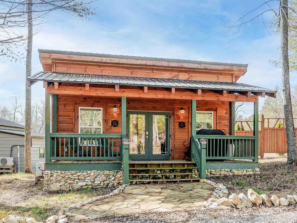 Blue Ridge, Georgia, 30513, United States, 3 Bedrooms Bedrooms, ,3 BathroomsBathrooms,Residential,Active,1926691