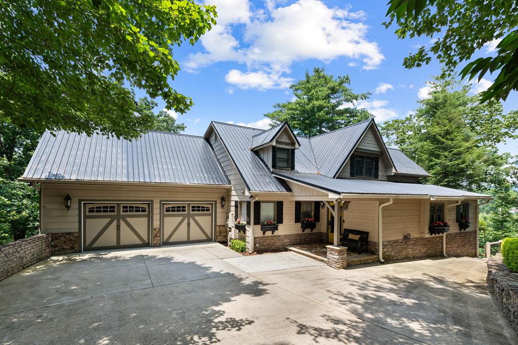 Ellijay, Georgia, 30536, United States, 4 Bedrooms Bedrooms, ,3 BathroomsBathrooms,Residential,Active,1863273