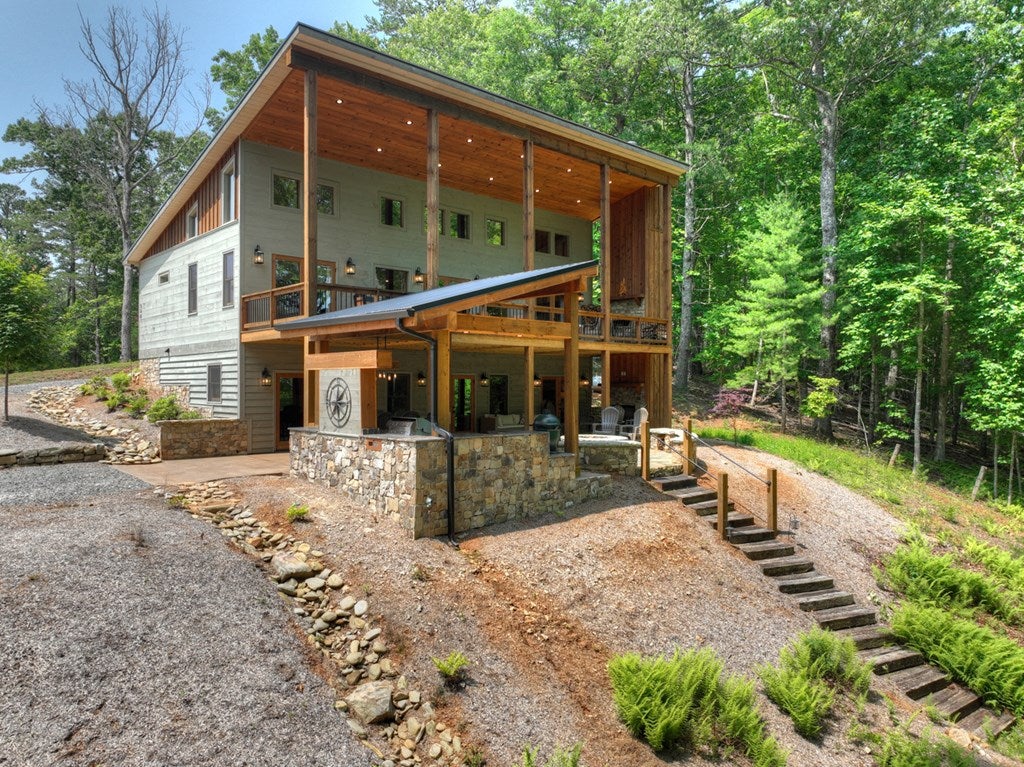 Morganton, Georgia, 30560, United States, 4 Bedrooms Bedrooms, ,4 BathroomsBathrooms,Residential,Active,1844261