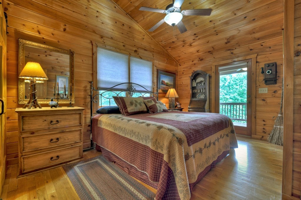 Morganton, Georgia, 30560, United States, 4 Bedrooms Bedrooms, ,6 BathroomsBathrooms,Residential,Active,1944072
