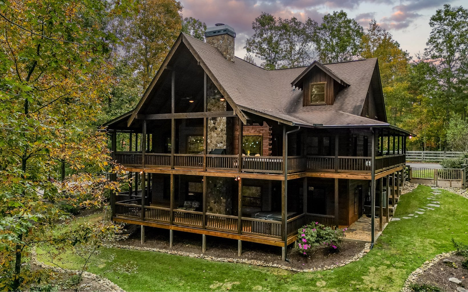 Talking Rock, Georgia, 30175, United States, 5 Bedrooms Bedrooms, ,6 BathroomsBathrooms,Residential,Active,1914601