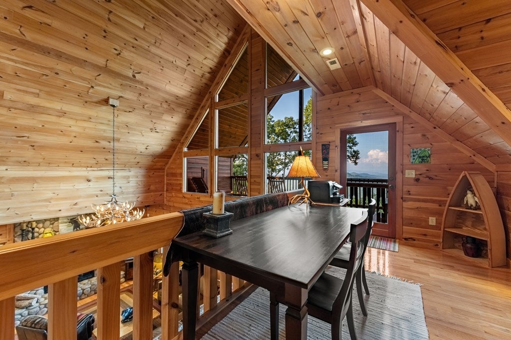 Mineral Bluff, Georgia, 30559, United States, 4 Bedrooms Bedrooms, ,4 BathroomsBathrooms,Residential,Active,1929467