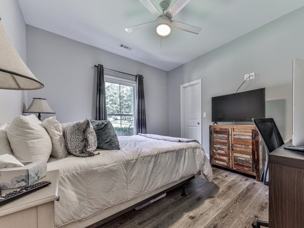 Ellijay, Georgia, 30540, United States, 4 Bedrooms Bedrooms, ,5 BathroomsBathrooms,Residential,Active,1929440