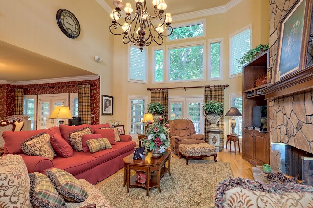 Hiawassee, Georgia, 30546, United States, 4 Bedrooms Bedrooms, ,5 BathroomsBathrooms,Residential,Active,1741595