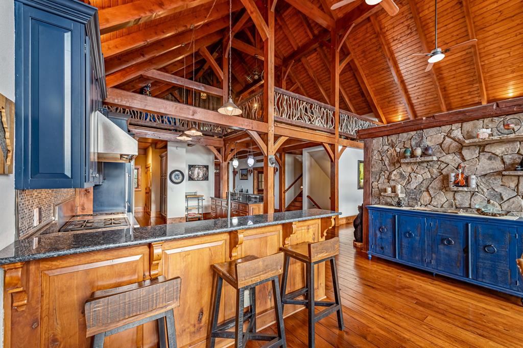 Ellijay, Georgia, 30536, United States, 5 Bedrooms Bedrooms, ,5 BathroomsBathrooms,Residential,Active,1973280