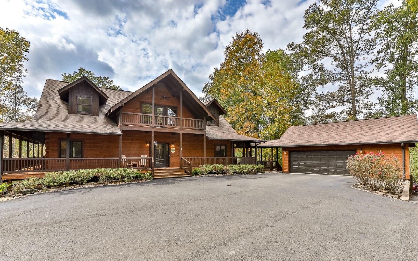 Talking Rock, Georgia, 30175, United States, 5 Bedrooms Bedrooms, ,6 BathroomsBathrooms,Residential,Active,1914601